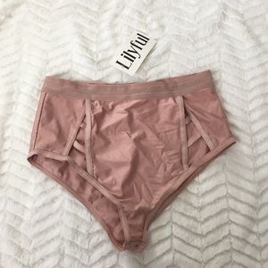 High wasted swimsuit bottoms